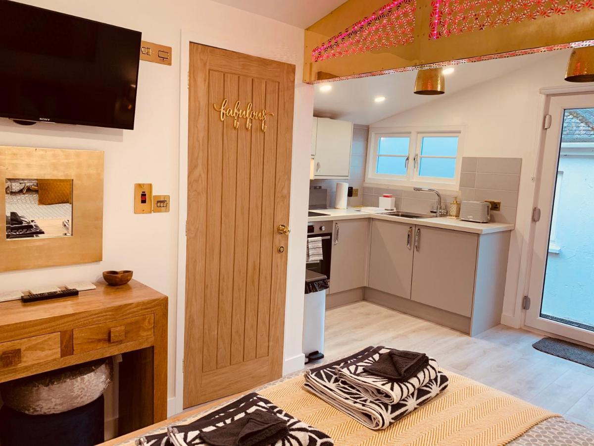 Shine Chalet - Unique & Comfortable Accommodation Redruth Ngoại thất bức ảnh